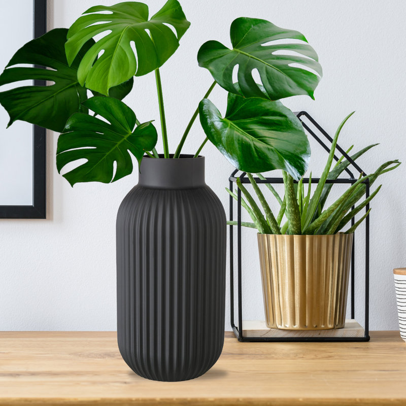 Vase Iconic Scandi noir mat, 11,75 pouces