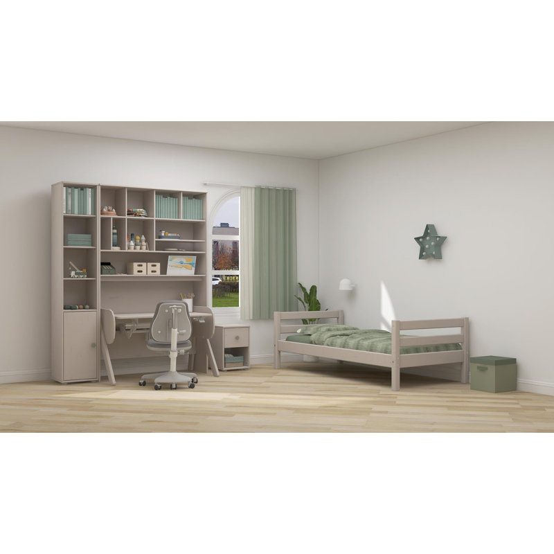 3 - Drawer Dresser, Grey/Grey