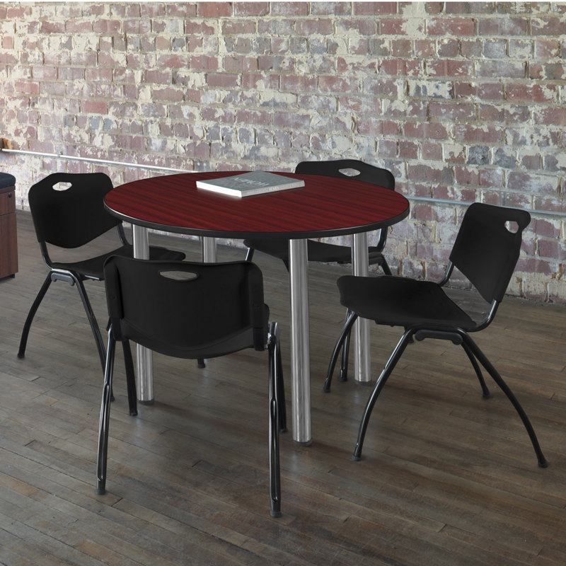 Plateau de table Kee, 4 chaises empilables, 29" H x 36" W x 36" D, Mahogany/Chrome, Grey