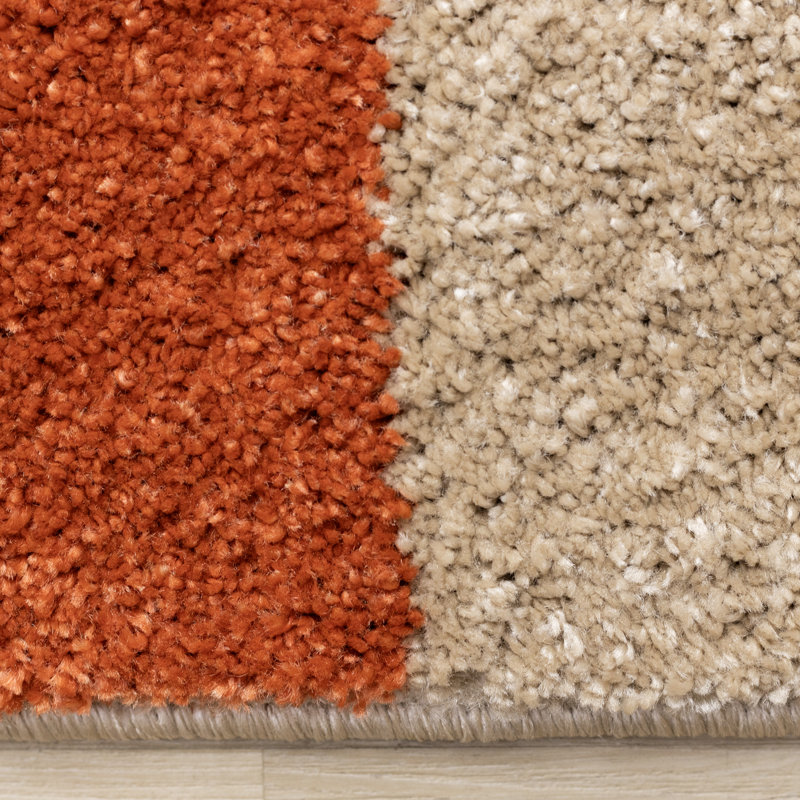 Tapis à poil long géométrique beige crème Gleice, Rectangle 6 pi 7 po x 9 pi 6 po