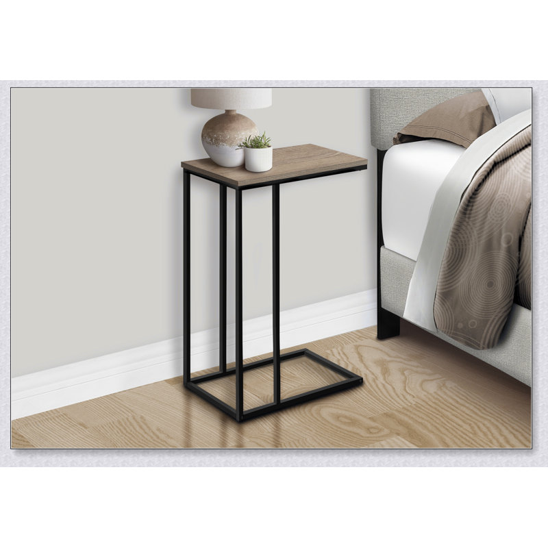 Table d'appoint moderne en forme de C, parfaite pour le salon ou la chambre à coucher, avec un design élégant et une fonctionnalité polyvalente