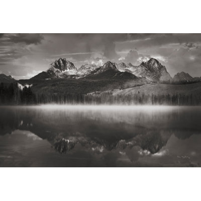Reproduction de photo sur toile, "Little Redfish Lake Mist II" par Alan Majchrowicz