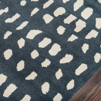 Glory Dark Blue Ivory Hand-Tufted Wool Rug