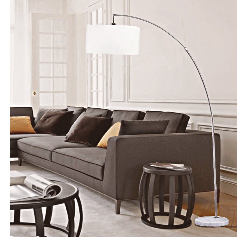 Lampe sur pied arquée 77 po Hartington, Blanc, Blanc