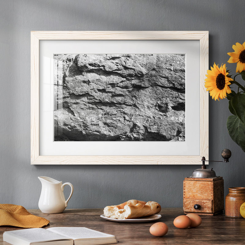 Found Textures XV, reproduction encadrée sur papier, Blanc, H 14 po x l 20 po x P 1,5 po