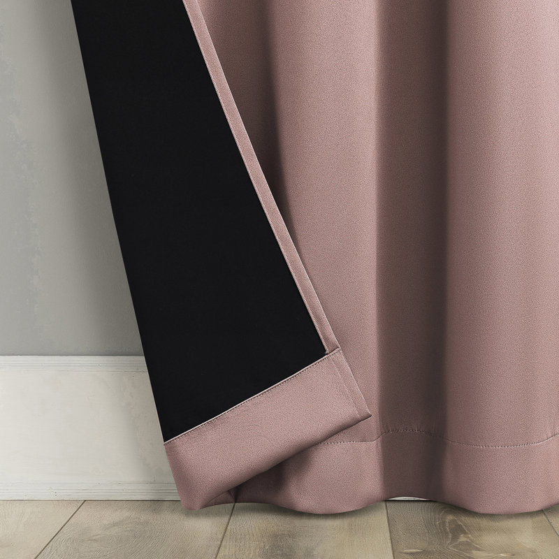 Panneau de rideau occultant 100% occultant avec œillets Sheridan, Mauve, L 40 po x L 63 po