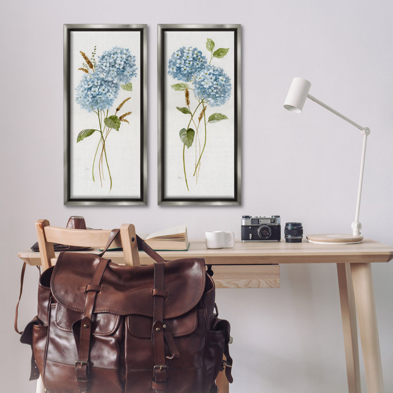 Blue Hydrangea Long Stems, H 31 po x l 15 po, Cadre flottant gris lustré