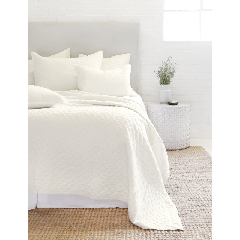 Hampton Linen Coverlet, King Coverlet, Cream