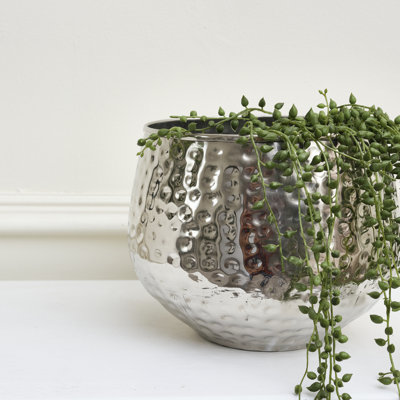 Santorella Metal Pot Planter