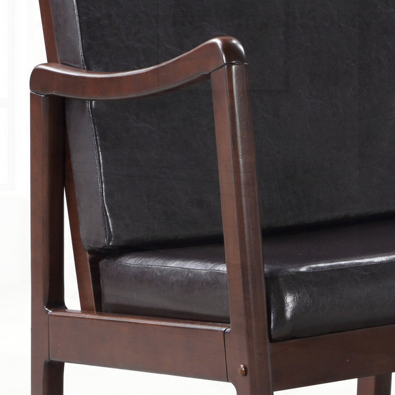 Le fauteuil à bascule Raina
