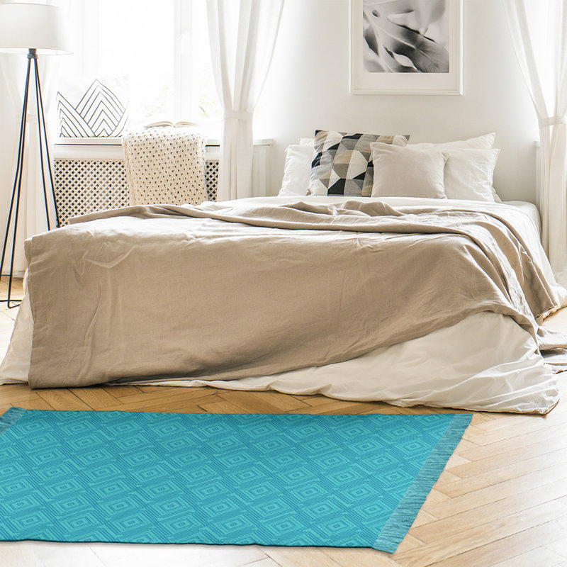 Tapis bleu de labyrinthe carré Mcguigan, Non