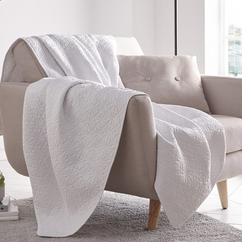 Silentnight Luxury Matalasse Bed Throw, White