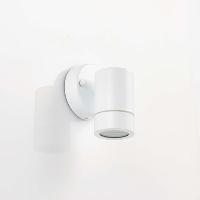 Metcalfe 11.9cm H Outdoor Armed Sconce