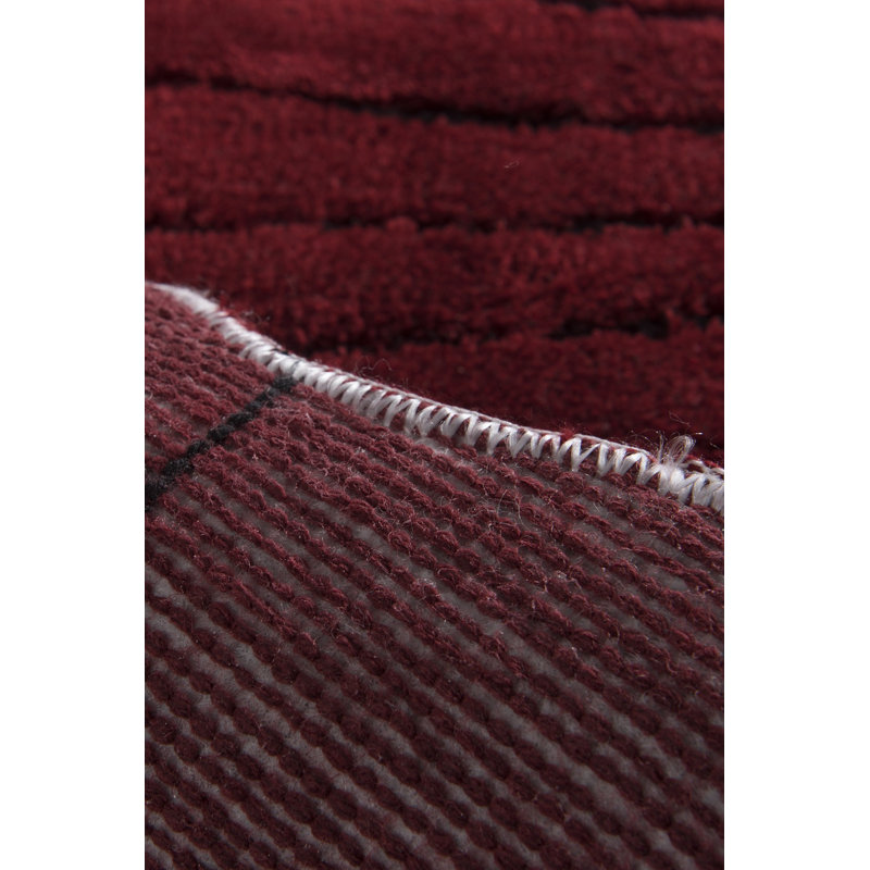 Tapis de bain Aeilt, Rouge vin / noir