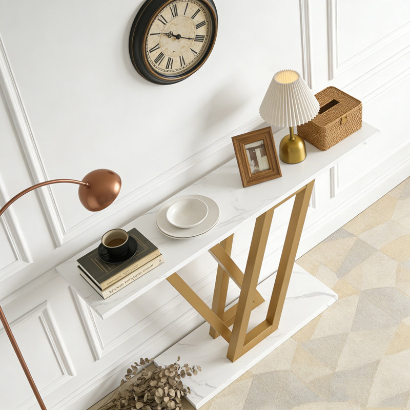 Console industrielle pour hall d'entrée, Marbre blanc