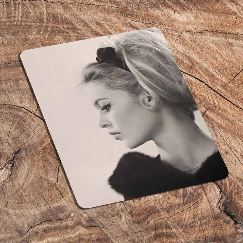 Handmade People Wall Decor on Metal, 40cm H x 28cm W