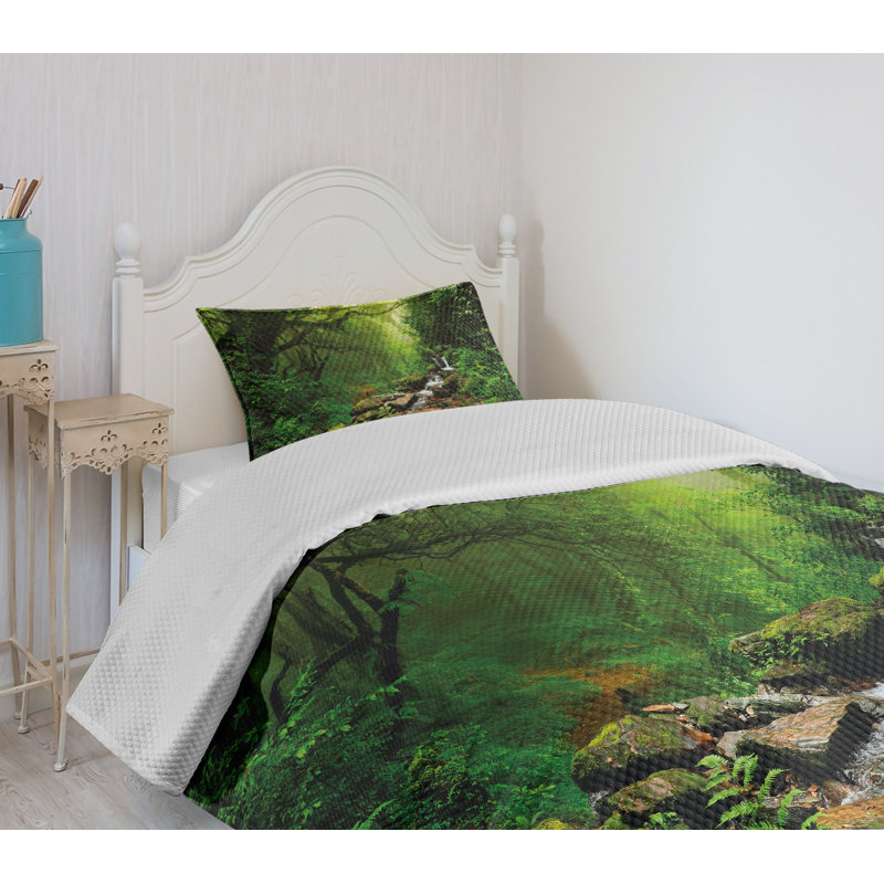 Twin White Quilted Bedspread Set with Forest Design