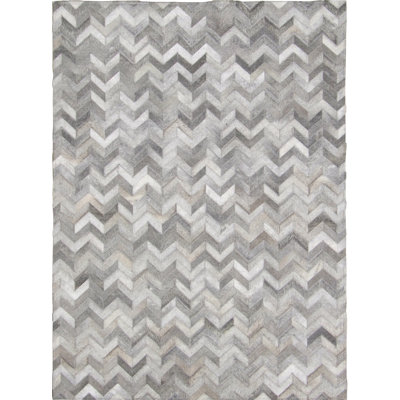 Area Cowhide Chevron Area Rug in Gray