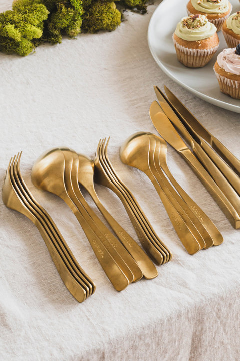 Shop Flatware