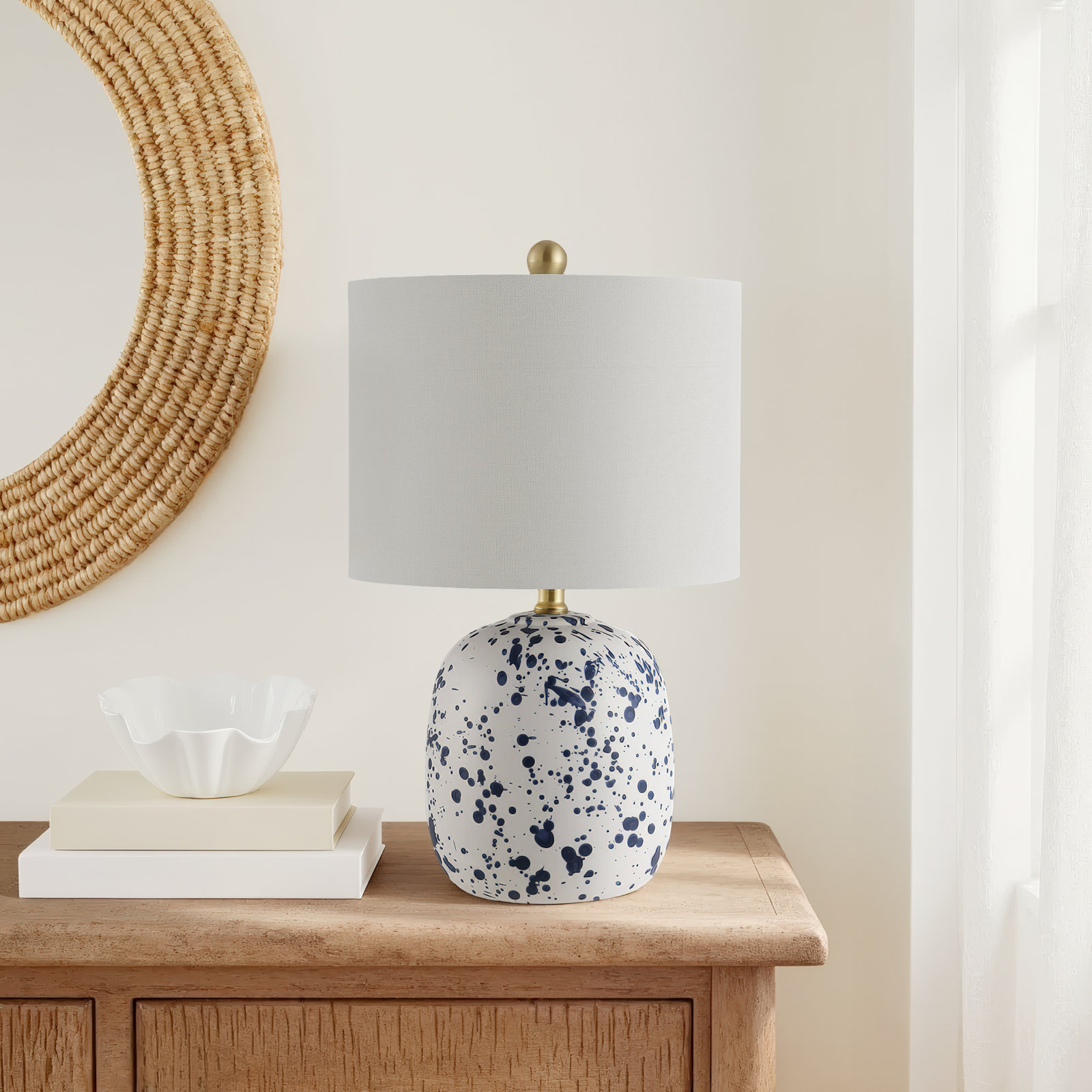 Avari Ceramic Table Lamp