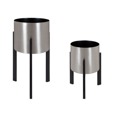 Othin Metal Pot Planter