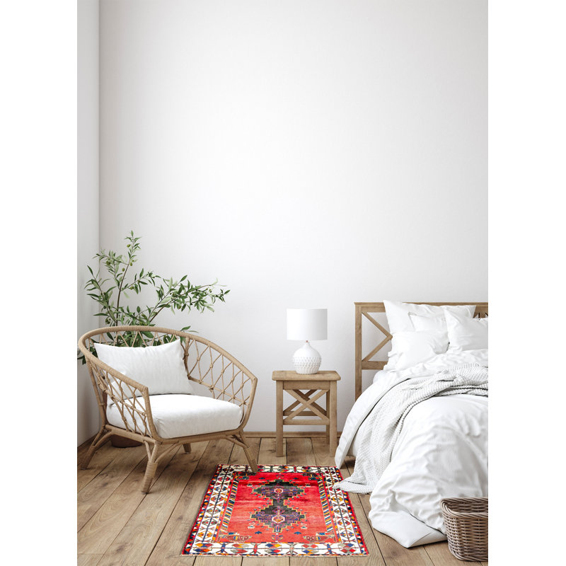 Tapis rouge Melis 3 pi 5 po x 5 pi 0 po