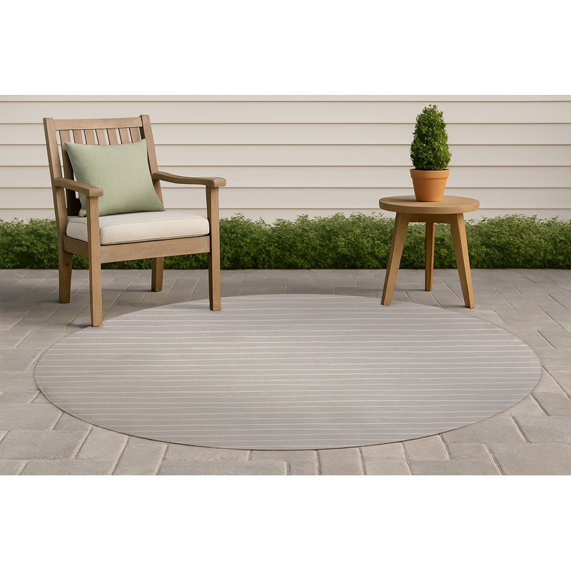 Smooth Lay Non-Slip Outdoor Rug, Round 5'