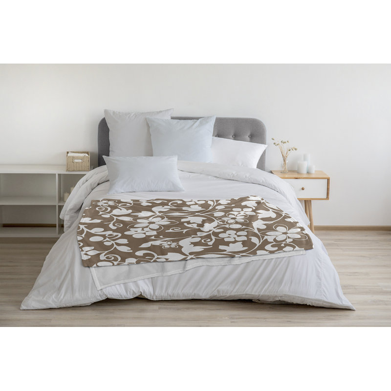 Jeté Love The Garden 30 "x 40" pour la Saint-Valentin, Doe brun floral 1, L 30 po x L 39,75 po