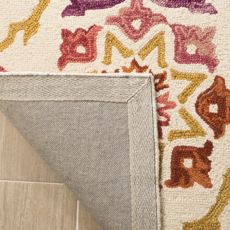 Tomo Hand Hooked Wool Floral Rug, Rectangle 3' x 5'