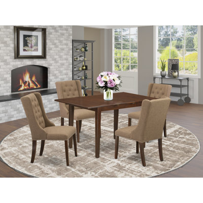 Ensemble de table de salle à manger 5 pièces moderne comprenant une table rectangulaire en bois avec une feuille de papillon et 4 chaises Parsons en tissu de sable sable, acajou