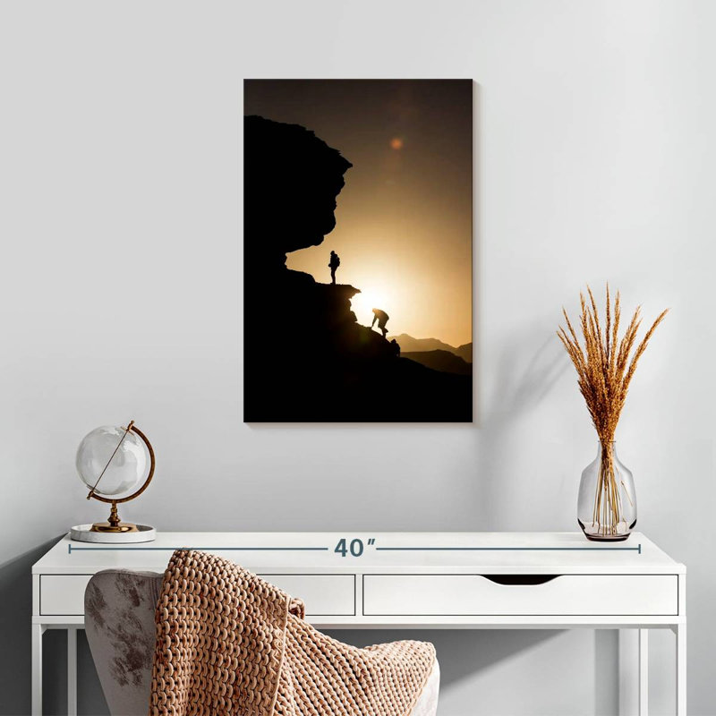 Senne Dusky Rock Climbing, 24" H x 16" W