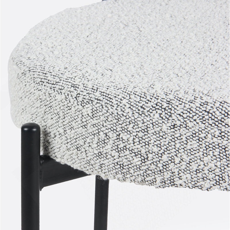 Ensemble de trois pièces pour tables de salle à manger compactes, idéales pour les maisons modernes et les réunions de famille avec une meilleure interactivité.