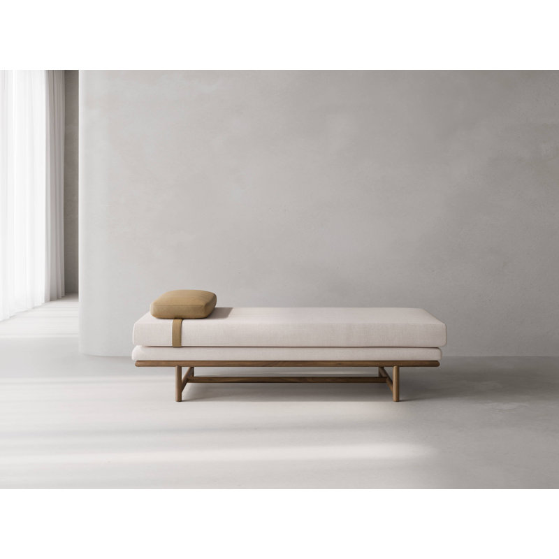 Angel Bench, Nevis Ivory