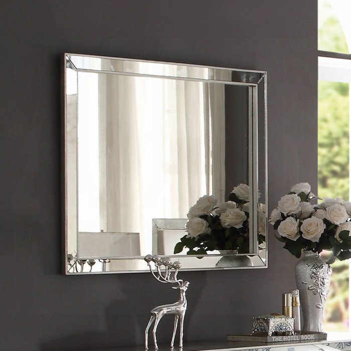 Voeville II Mirror