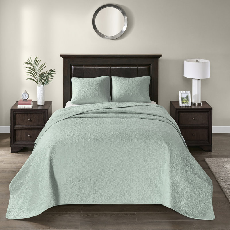 Couvre-lit simple - surdimensionné avec matelassage, rembourrage en coton prélavé pour plus de douceur, comprend et taies décoratives (1 lit simple), lavable à la machine, réversible et lavable à la machine pour un sommeil réparateur