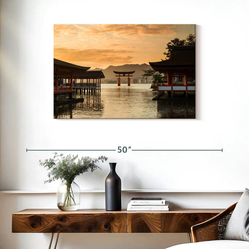 Célèbre sanctuaire Itsukushima, H 24 po x l 36 po