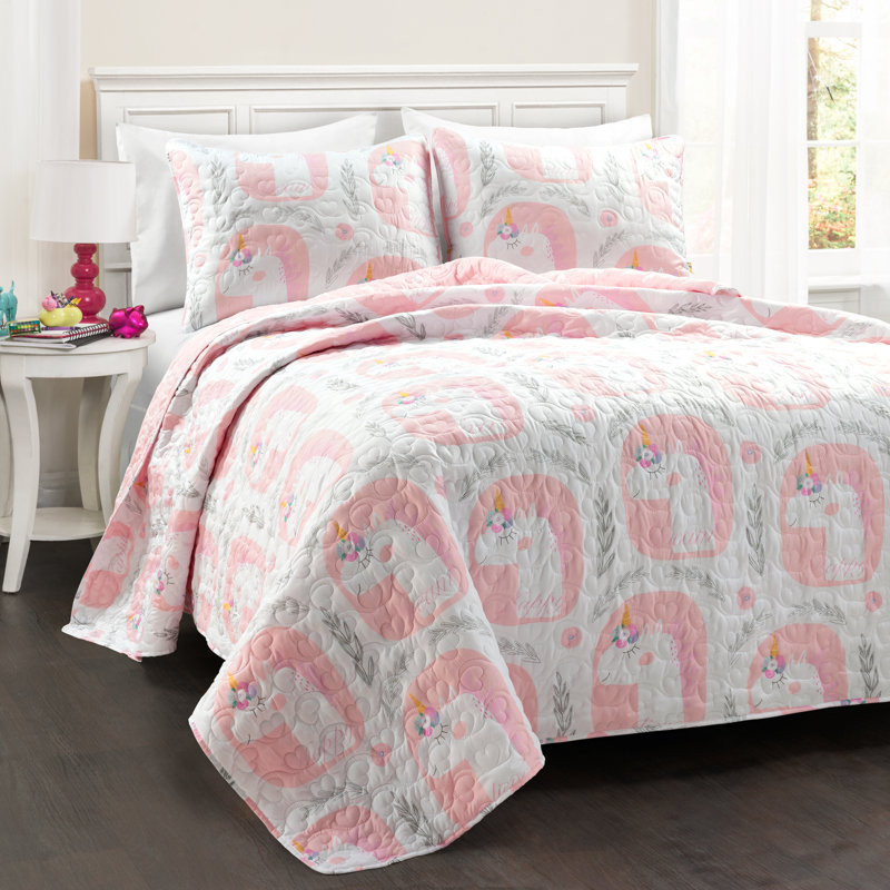 4 - Piece Quilt Set, Twin Quilt + 2 Standard Shams + 1 Throw Pillow
