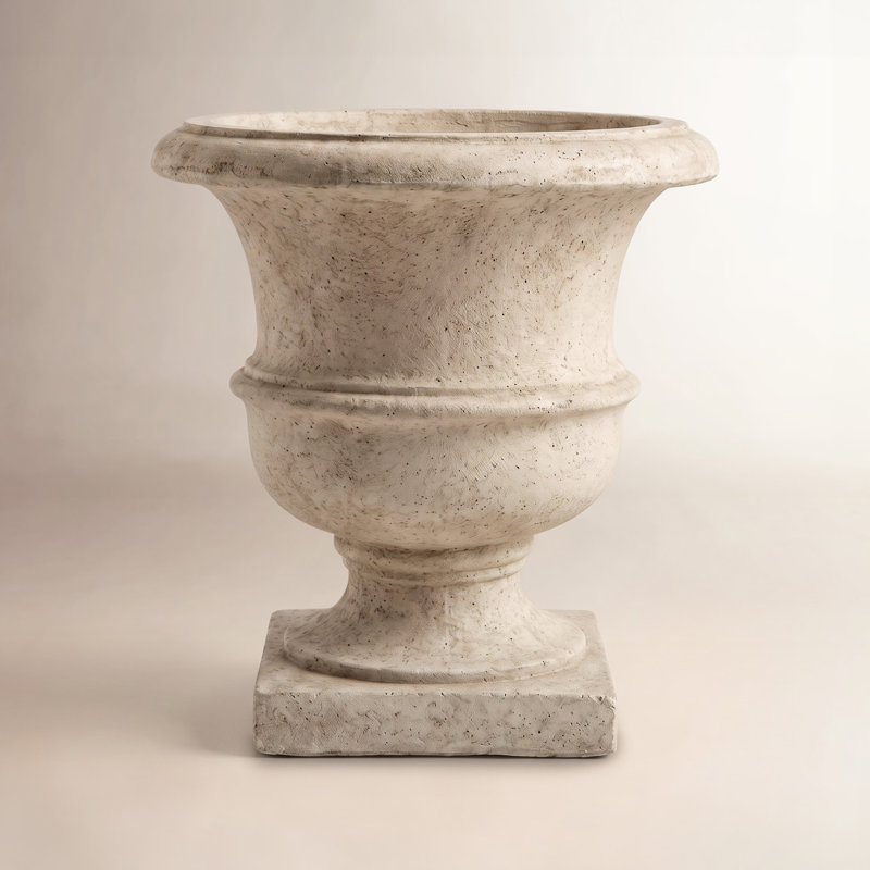 Connerton Urn Planter, Natural