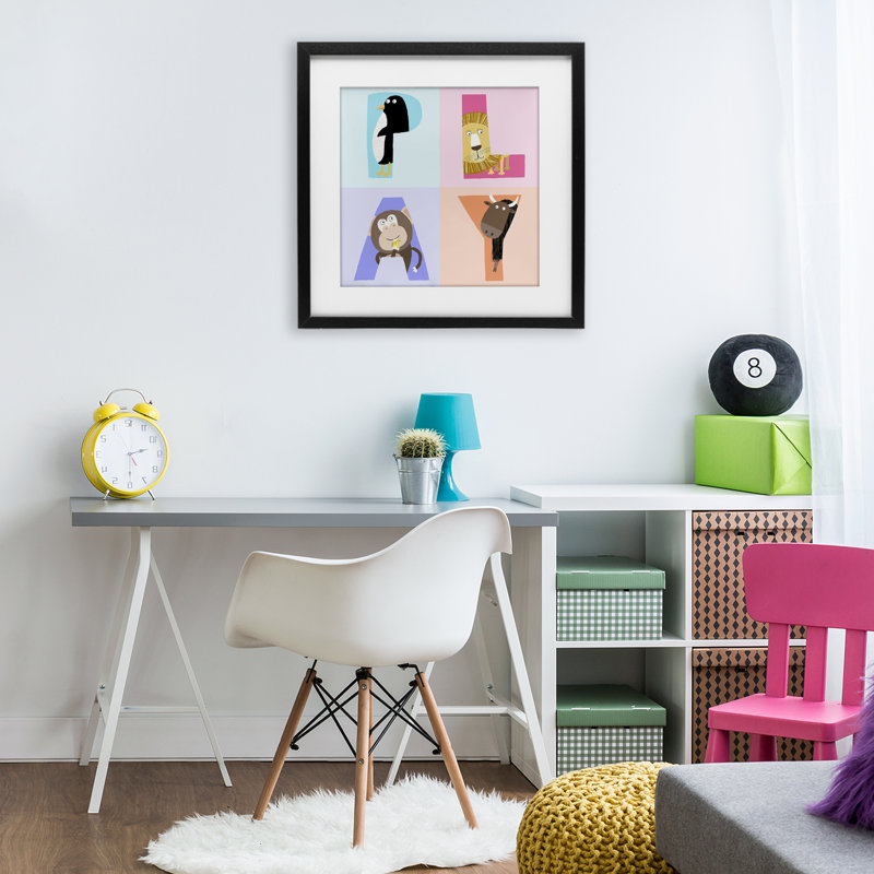 «Play Letters Squares with Animals», reproduction encadrée sous verre, design par Carla Daly, H 16 po x l 16 po