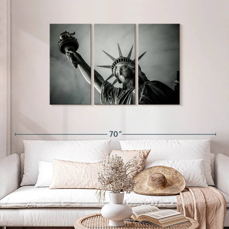 Rorry Overcast Statue Of Liberty, 24" H x 38" W