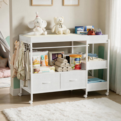 Table à langer avec rangement, tiroirs et roulettes. Table à langer moderne avec tablette de rangement pour chambre d'enfant.