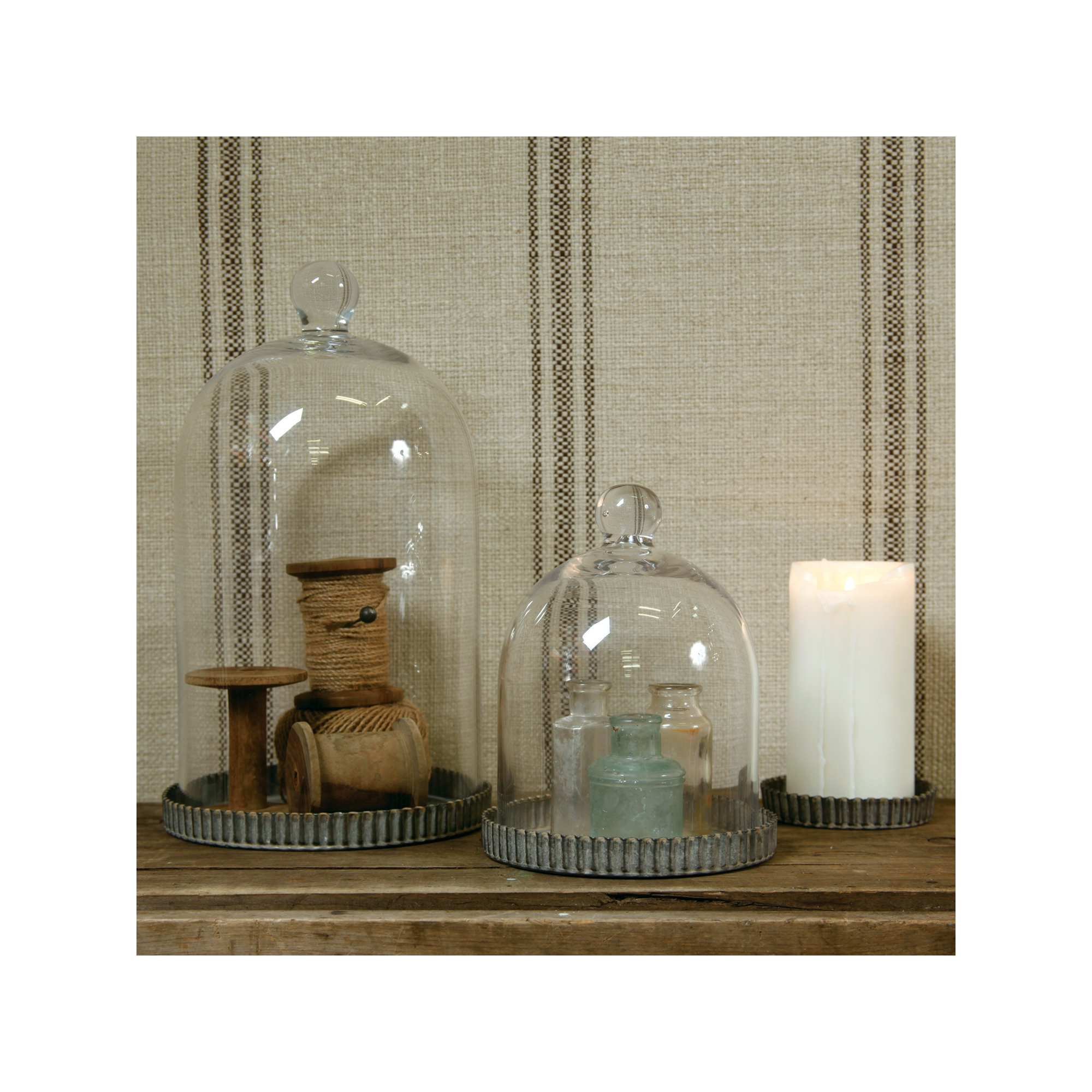Javi Rustic Metal Cloche Tray, 2'' H x 6.25'' W x 6.25'' D