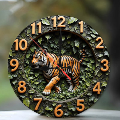 Horloge murale tigrée avec feuilles vertes