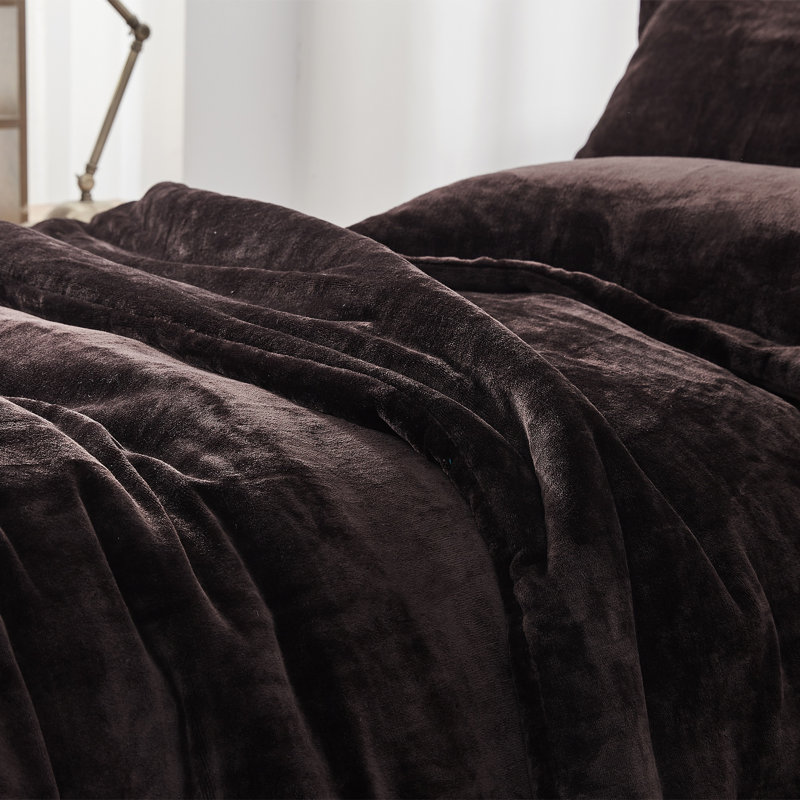 Coma Inducer The Original Plush Dark Chocolate Oversized Comforter Set , Twin Extra Long Comforter + 1 Standard Sham