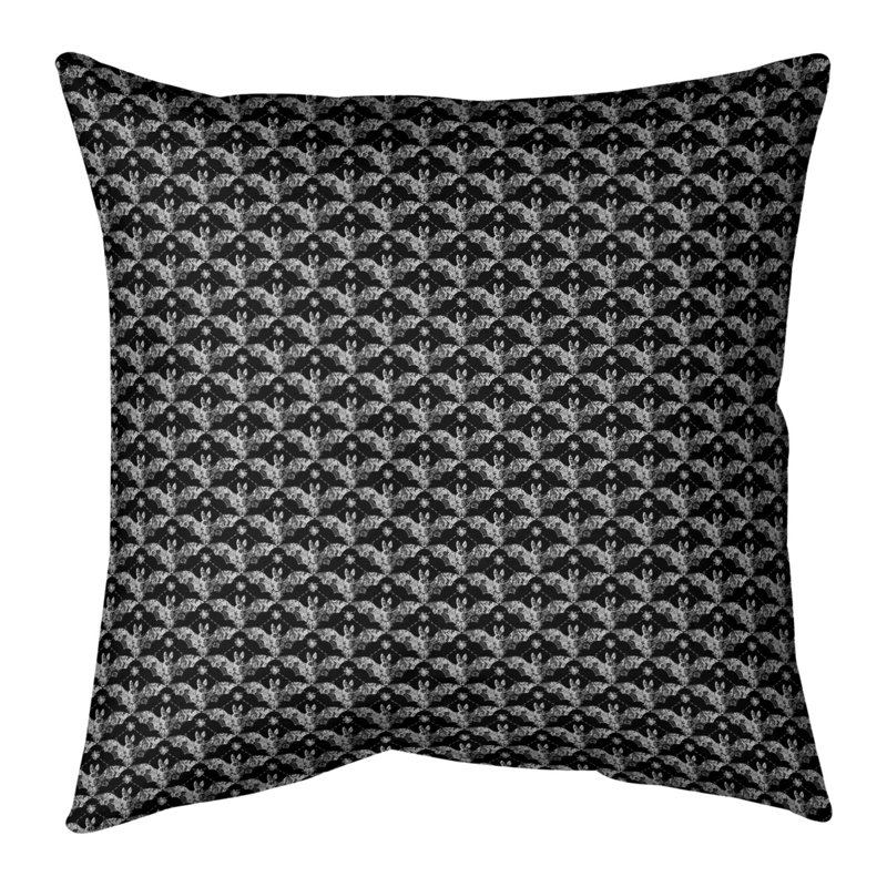 Katelyn Elizabeth Bats Square, Bourre en polyester, 18" x 18", Noir / gris