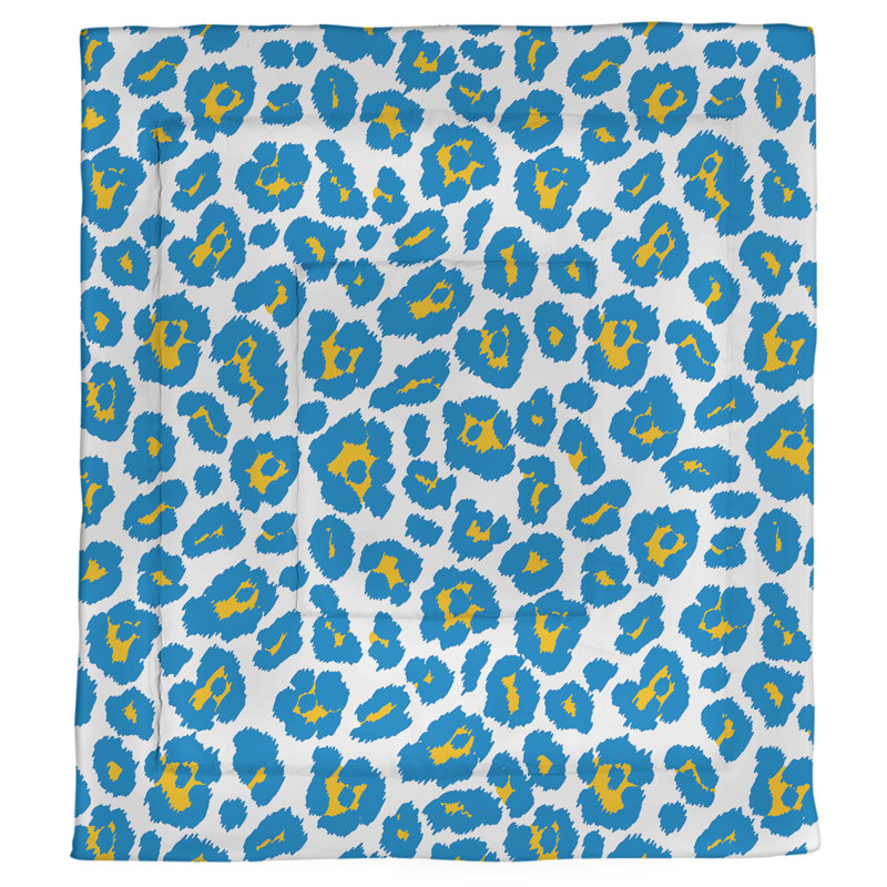 Polyester Animal Print Comforter, Twin XL Comforter, Light Blue/Yellow