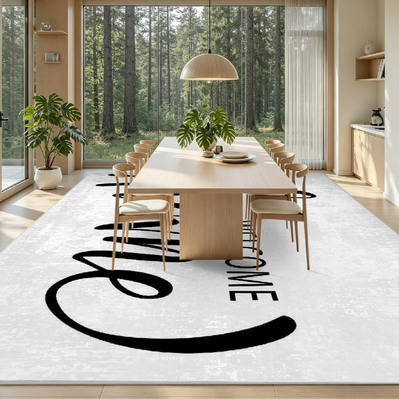 Tapis d'intérieur noir à motif de pinceau dessiné et brossé Welcome Home, Rectangle 79" x 118"