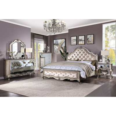 Ensemble de chambre à coucher configurable standard tapissier Hefley