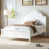 White est en rupture de stock