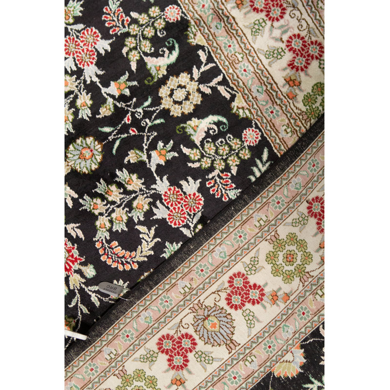 Tapis rouge et ivoire noué à la main de haute qualité